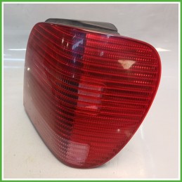 Fanale Fanalino Posteriore Destro DX HELLA VOLKSWAGEN POLO 9N 6Q6945096Q Usato