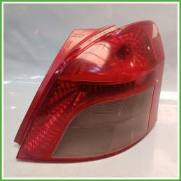 Fanale Fanalino Posteriore Destro DX KOITO TOYOTA YARIS 815510D110 Usato