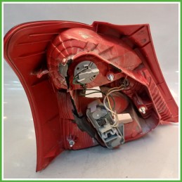 Fanale Fanalino Posteriore Destro DX KOITO TOYOTA YARIS 815510D110 Usato