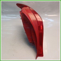 Fanale Fanalino Posteriore Destro DX KOITO TOYOTA YARIS 815510D110 Usato