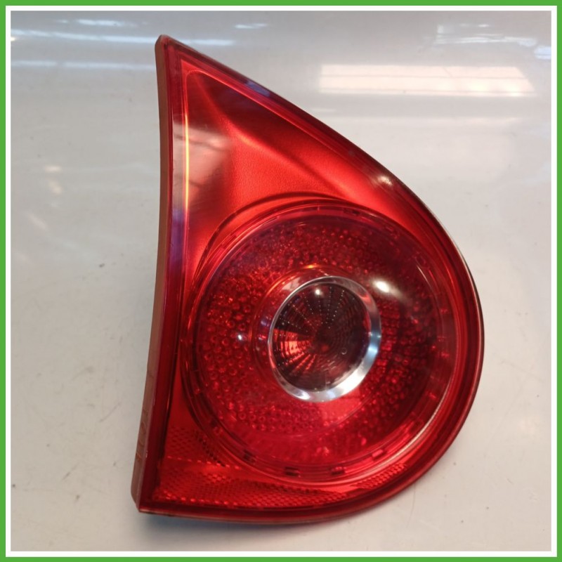 Fanale Fanalino Posteriore Sinistro SX VALEO 89031805 VOLKSWAGEN GOLF 1K 1K6945093E Usato