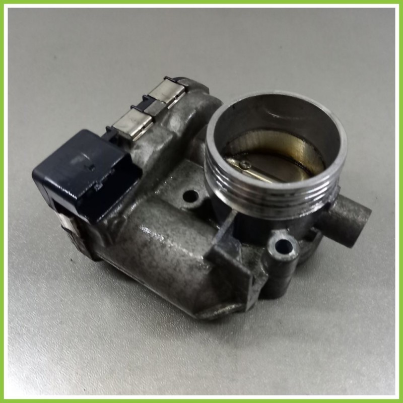 Corpo Farfallato BOSCH PEUGEOT 1007 1587cc Benzina 2005 0280750085 163637 Usato