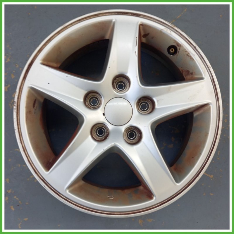 Cerchio Singolo in Lega DAIHATSU TERIOS 1a Serie (dal 09/1997 al 10/2006) 15 pollici 15" 5.5J 5x114.3 ET 35 usato al pz