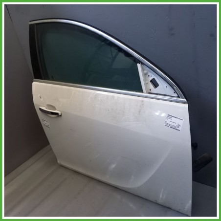 Porta Portiera Sportello Anteriore Destra DX BIANCO OPEL INSIGNIA G09 Station Wagon 2008 2013 Originale Usato