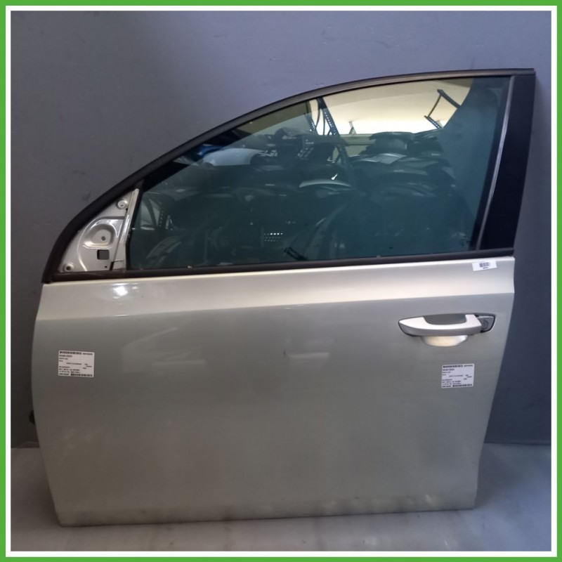 Porta Portiera Sportello Anteriore Sinistra SX GRIGIO CHIARO 7B R7L VOLKSWAGEN GOLF 5K/AJ Berlina 2008 2012 Originale Usato