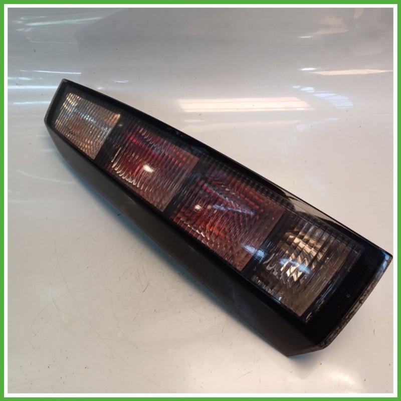 Fanale Fanalino Posteriore Sinistro SX VALEO OPEL MERIVA X03 93184712 Usato