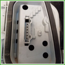 Fanale Fanalino Posteriore Sinistro SX YORKA 62408 VOLKSWAGEN POLO 9N 6Q6945095G Usato