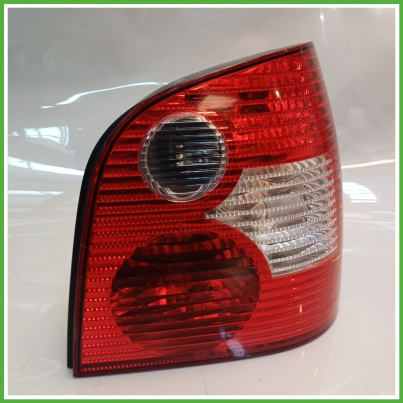 Fanale Fanalino Posteriore Destro DX YORKA 62409 VOLKSWAGEN POLO 9N 6Q6945096G Usato