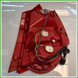 Fanale Fanalino Posteriore Sinistro SX SUNSANG CHEVROLET (DAEWOO) AVEO T250 95470359 Usato