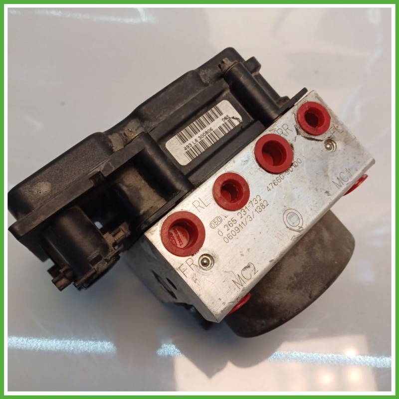 Centralina ABS Modulo Pompa BOSCH 0265800518 476609U26B NISSAN NOTE E11E Originale Usato
