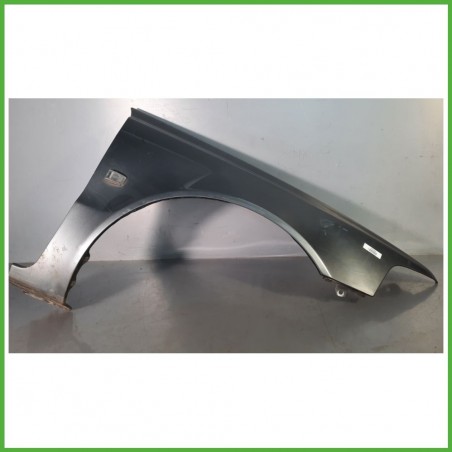 Parafango Anteriore Destra DX VOLVO V40 Station Wagon 2000 2004 GRIGIO SCURO TITANIUM GREY MET 34700 Originale Usato