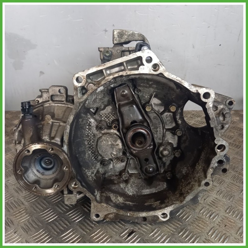 Cambio Manuale VOLKSWAGEN GOLF 1J 1.9 TDI ATD Originale Usato