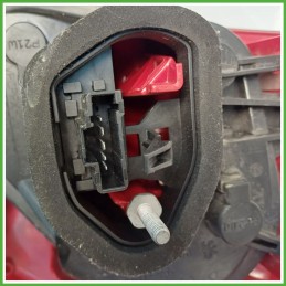 Fanale Fanalino Posteriore Destro DX VISTEON VPCPFX-13404-A PEUGEOT 208 9672628380 Usato