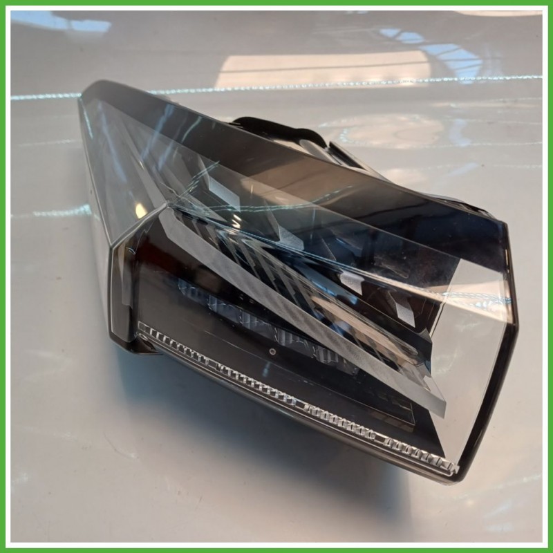 Fanale Fanalino Posteriore Sinistro SX PEUGEOT 308 9835299580 Usato