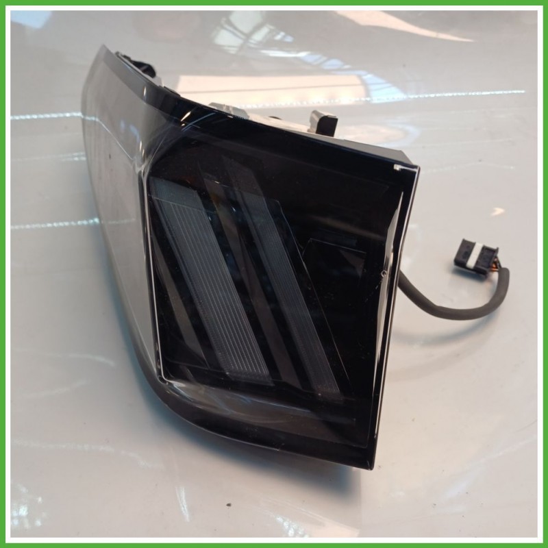 Fanale Fanalino Posteriore Sinistro SX MOPAR 82570101 PEUGEOT 3008 9840202680 Usato
