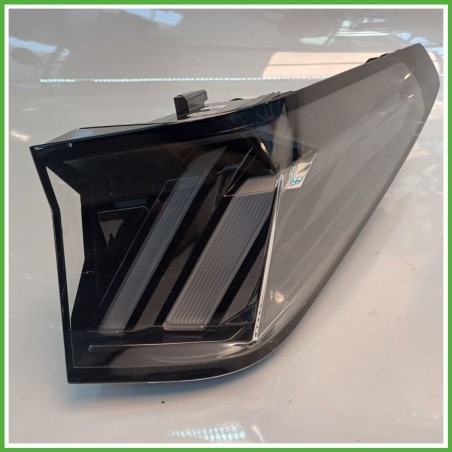 Fanale Fanalino Posteriore Destro DX MOPAR 82570201 PEUGEOT 3008 9842101980 Usato