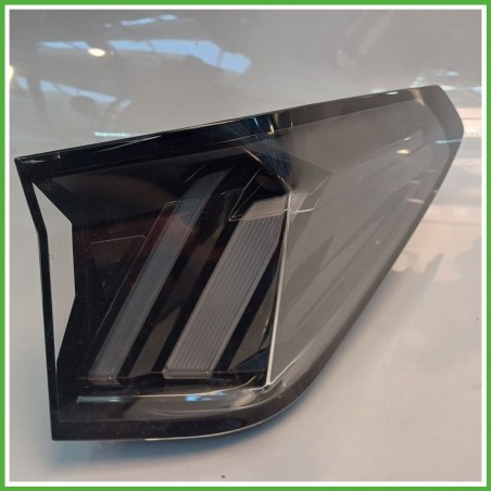 Fanale Fanalino Posteriore Destro DX MOPAR 82570201 PEUGEOT 3008 9842101980 Usato