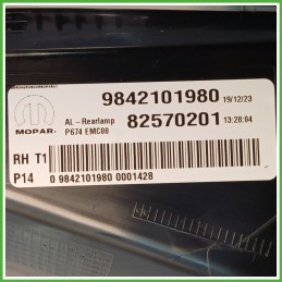 Fanale Fanalino Posteriore Destro DX MOPAR 82570201 PEUGEOT 3008 9842101980 Usato