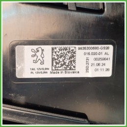 Fanale Fanalino Posteriore Sinistro SX HELLA 015-020-01AL PEUGEOT 308 9835300680 Usato