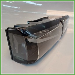 Fanale Fanalino Posteriore Sinistro SX HELLA 015-022-01AN PEUGEOT 308 9835300480 Usato