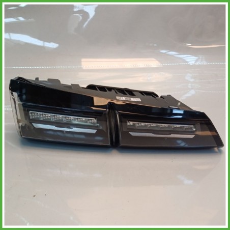 Fanale Fanalino Posteriore Sinistro SX HELLA 015.020-01AL PEUGEOT 308 9835300680 Usato
