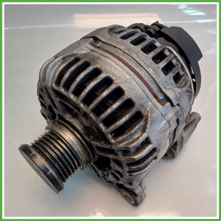 Alternatore BOSCH 0124525117 AUDI A4 8K 03G903016GV