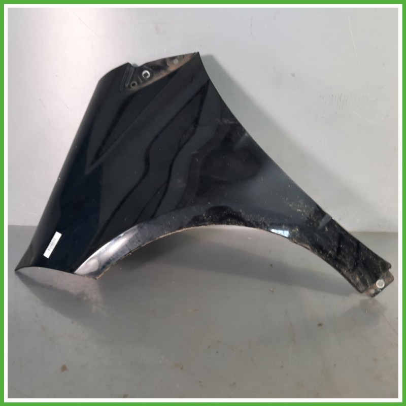 Parafango Anteriore Sinistra SX MERCEDES-BENZ Classe A W/C169 Berlina 2004 2013 NERO Originale Usato