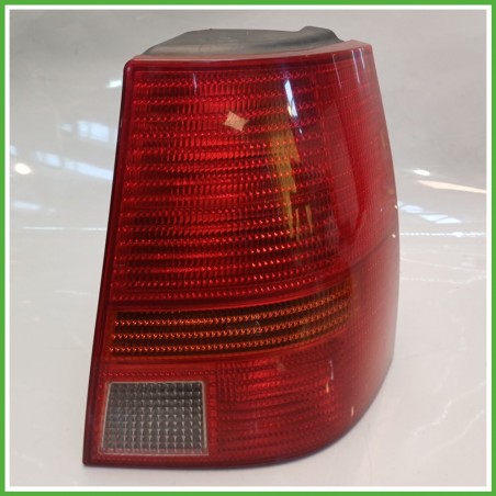 Fanale Fanalino Posteriore Destro DX VOLKSWAGEN GOLF 1J 1J6945096F Usato