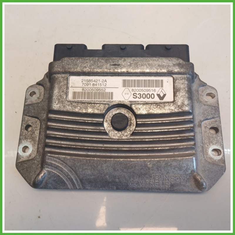 Centralina Motore Iniezione ECU JOHNSON CONTROLS 21585421-2A RENAULT MEGANE 2a Serie 1.6 16V 82kw 8200785132 2006 2009