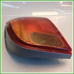 Fanale Fanalino Posteriore Destro DX KOITO TOYOTA YARIS FRP 815510D070 Usato