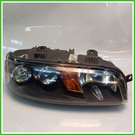 Faro Fanale Proiettore Anteriore Destro DX VALEO 088140 FIAT PUNTO 1N/1P 51712392 Usato