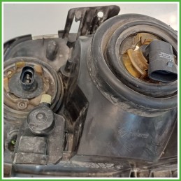Faro Fanale Proiettore Anteriore Destro DX HELLA RENAULT CLIO 2a Serie 7701045175 Usato