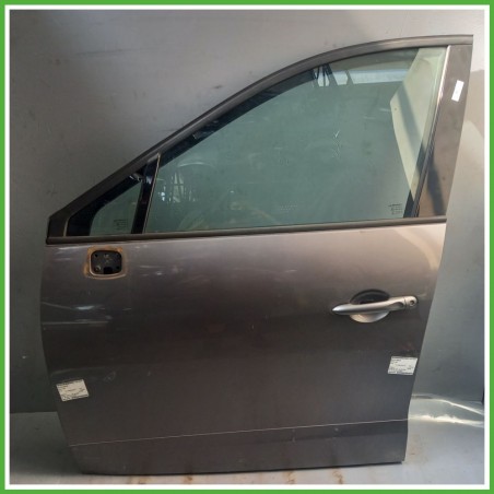 Porta Portiera Sportello Anteriore Sinistra SX GRIGIO SCURO TEKNG GREY RENAULT SCENIC 3a Serie Monovolume 2009 2013 Usato