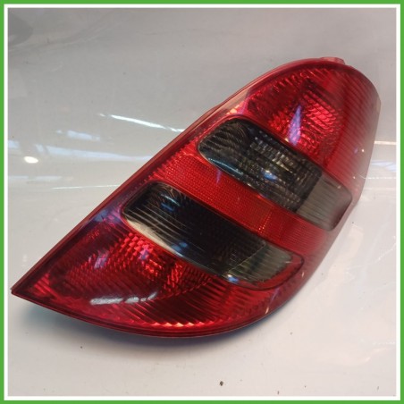 Fanale Fanalino Posteriore Destro DX ULO MERCEDES-BENZ Classe A W/C169 A1698200464 Usato