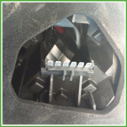 Fanale Fanalino Posteriore Destro DX VALEO 89318821 OPEL CORSA S07 93190951 Usato
