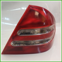 Fanale Fanalino Posteriore Destro DX ULO MERCEDES-BENZ Classe C W/S203 A2038200264 Usato