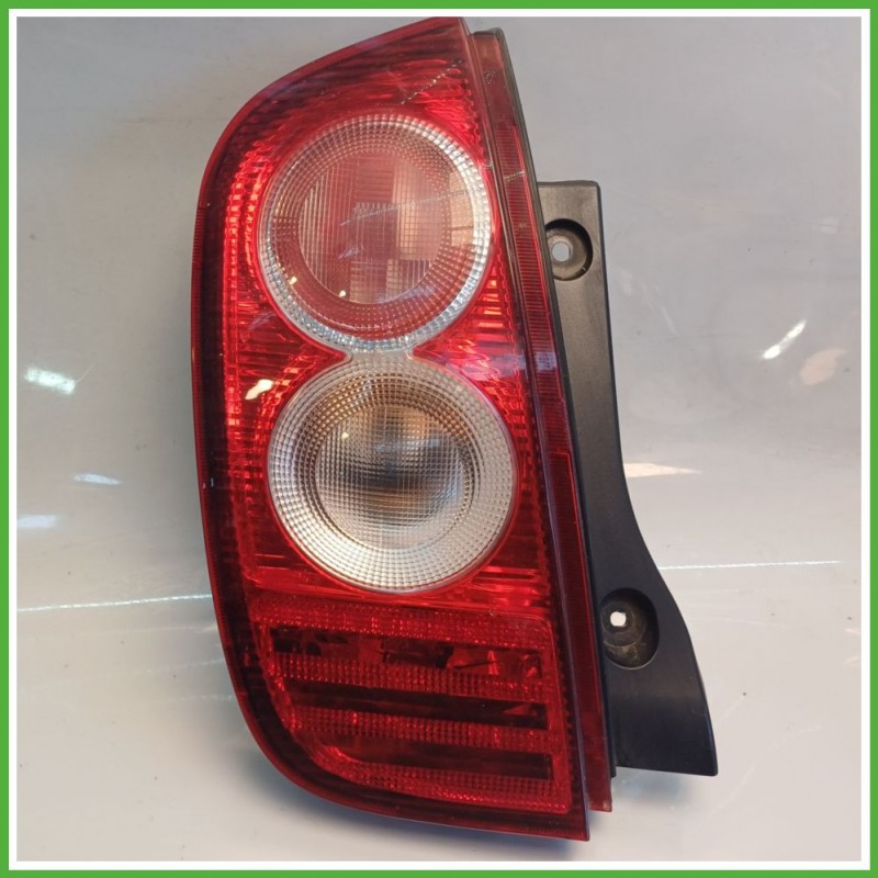Fanale Fanalino Posteriore Sinistro SX VALEO NISSAN MICRA K12E 26555BC500 Usato