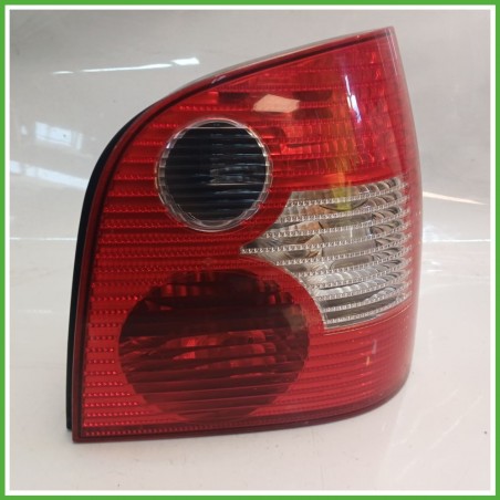 Fanale Fanalino Posteriore Destro DX YORKA 62409 VOLKSWAGEN POLO 9N 6Q6945096Q Usato