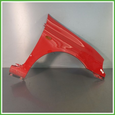 Parafango Anteriore Destra DX RENAULT CLIO 2a Serie Berlina 1998 2001 ROSSO Originale Usato
