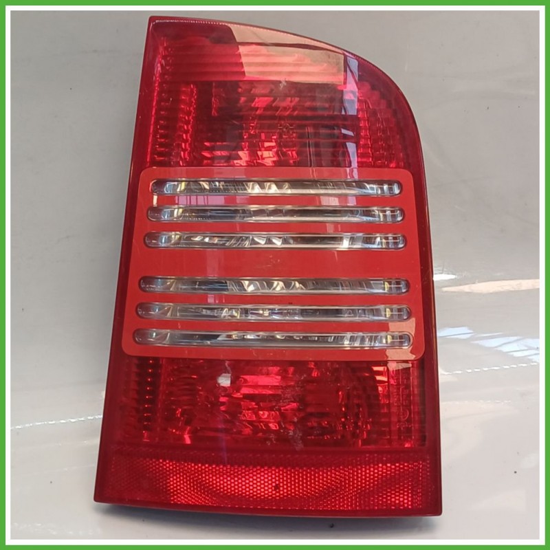 Fanale Fanalino Posteriore Destro DX MAGNETI MARELLI SKODA OCTAVIA 1U 1U9945112 Usato