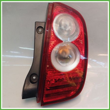 Fanale Fanalino Posteriore Destro DX VALEO NISSAN MICRA K12E 26550BC500 Usato