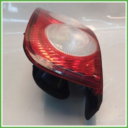 Fanale Fanalino Posteriore Destro DX VALEO NISSAN MICRA K12E 26550BC500 Usato