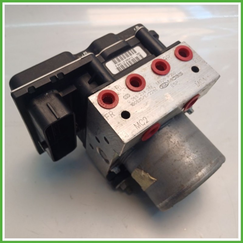 Centralina ABS Modulo Pompa BOSCH 0265951240 589201P2A0 KIA VENGA Originale Usato