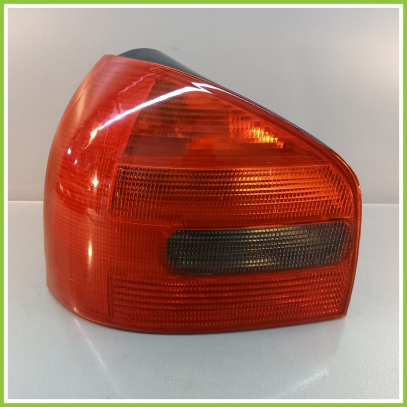 FANALE FANALINO POSTERIORE Sinistro AUDI A3 (8L) 1996 11-A204B Usato