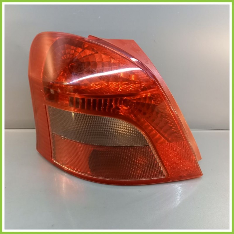 FANALE FANALINO POSTERIORE Sinistro TOYOTA Yaris 2005 0D-7 Usato