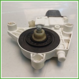 Motorino Alzavetro Anteriore Destro DX MERCEDES-BENZ Classe C W/S204 4 Porte 2048200242 2007 2011 BOSCH 0130822440