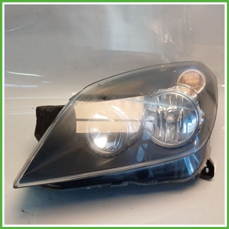 Faro Fanale Proiettore Anteriore Sinistro SX HELLA 1EG270370-01 OPEL ASTRA A04 93190390 Usato