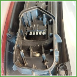 Fanale Fanalino Posteriore Destro DX VALEO 89302181 OPEL CORSA X01 9196364 Usato