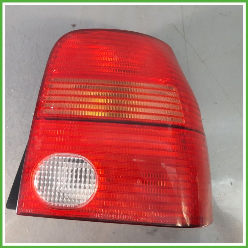 Fanale Fanalino Posteriore Destro DX CARELLO 38020748 VOLKSWAGEN LUPO 6X 6X0945096E Usato