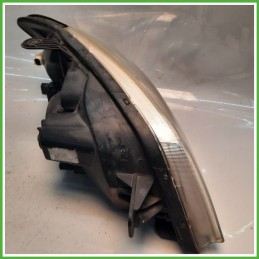 Faro Fanale Proiettore Anteriore Sinistro SX HYUNDAI 921101CXXX HYUNDAI GETZ 921101C010 Usato